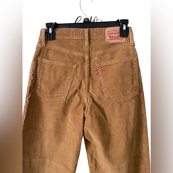 Levi's Women's 94 Baggy ,Corduroy Jeans - Tan - Picture 6 of 10